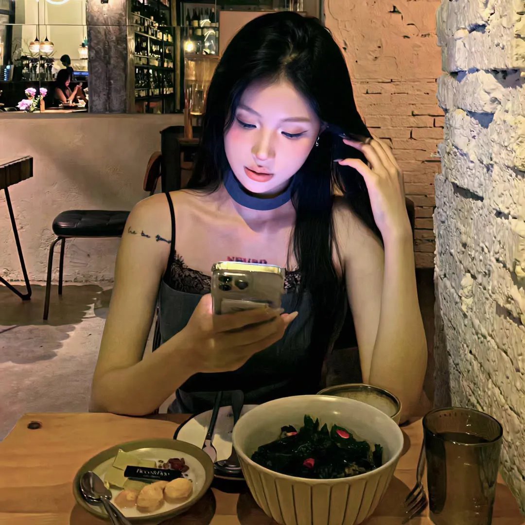 女王与叛徒
